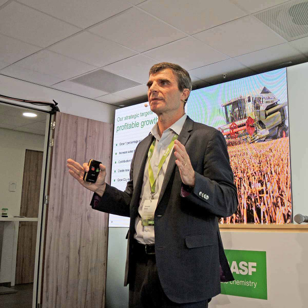 Současnou pozici společnosti BASF a vizi do budoucna představil Vincent Gros, ředitel zemědělské divize BASF