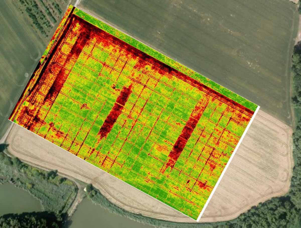 Obr. 8: Snímek s NDVI indexem na pozemku ve Valdicích na podkladě leteckého snímku