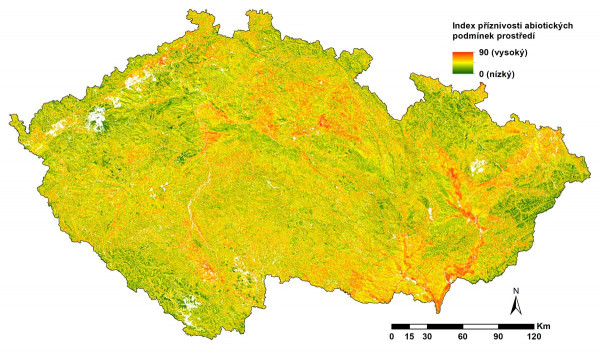Mapa: Expertní model vhodnosti prostředí ČR pro invazní patogen Phytophthora cinnamomi (červeně nejvíce vhodné prostředí pro patogen, zelené naopak nejméně; E. Chumanová)